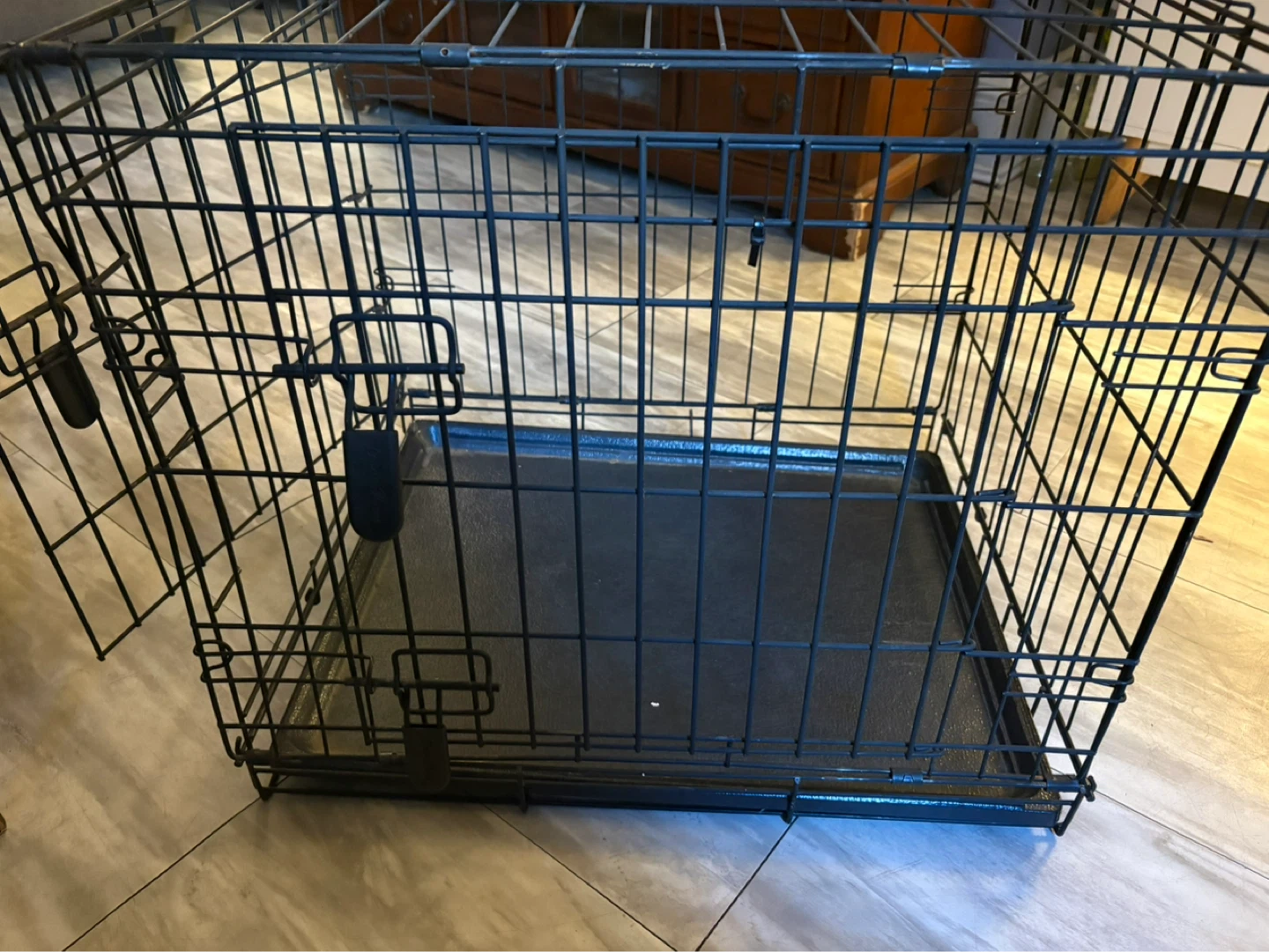 Black Wire Dog Crate with Tray