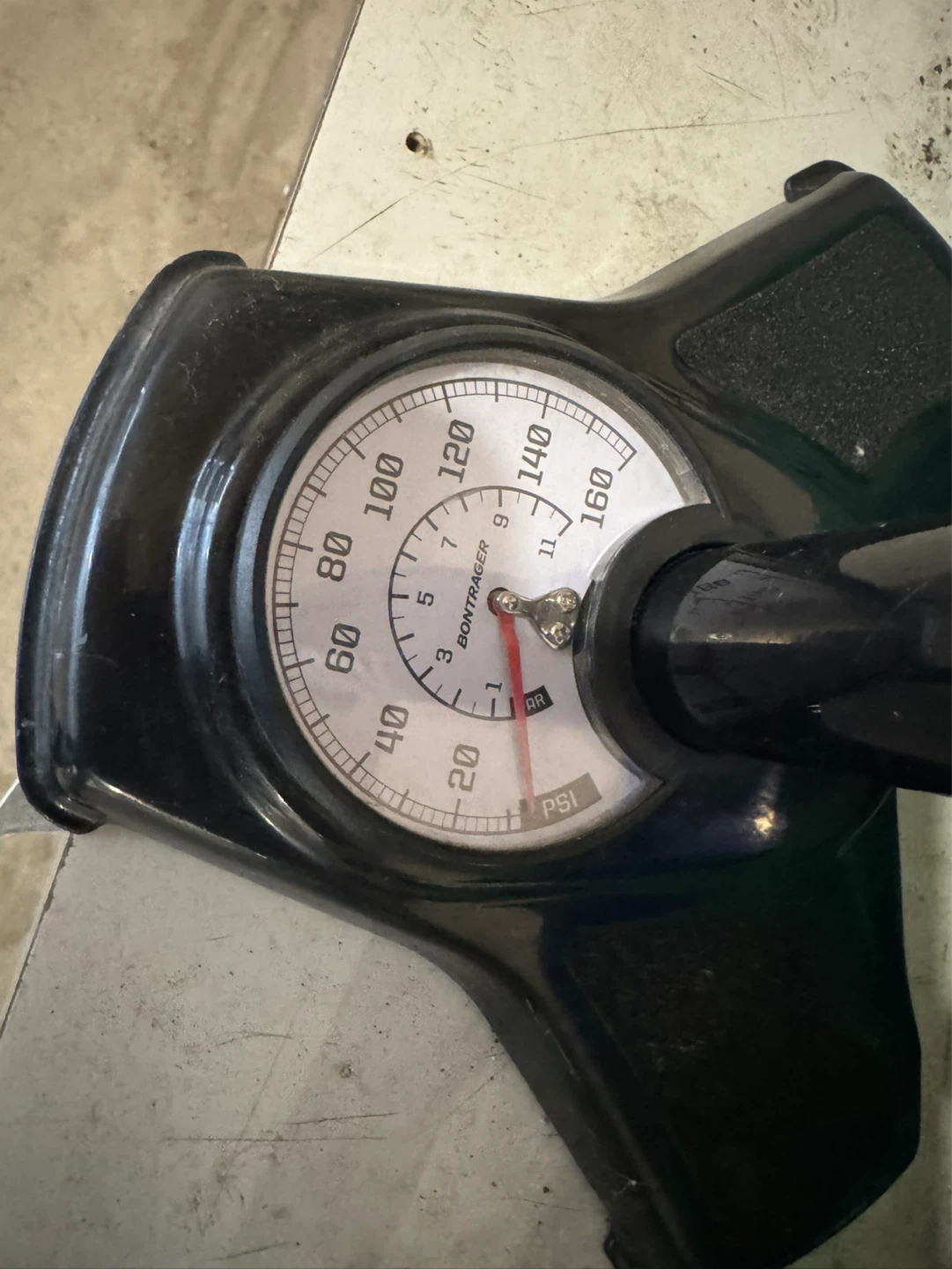 Bontrager Stand up Bike Tire Pump with Guage. Brand new - photo 2