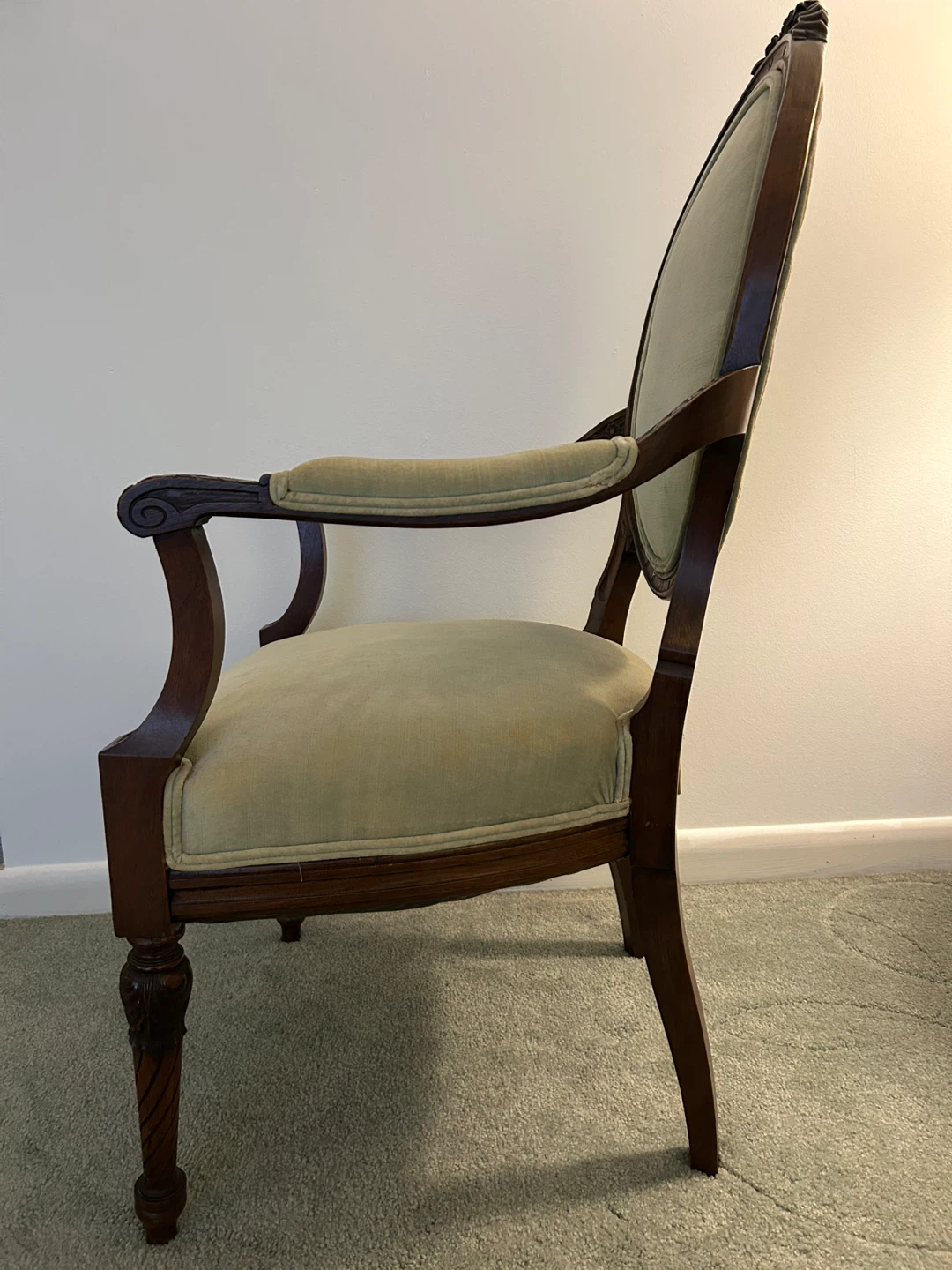 Vintage Accent Chair - photo 2
