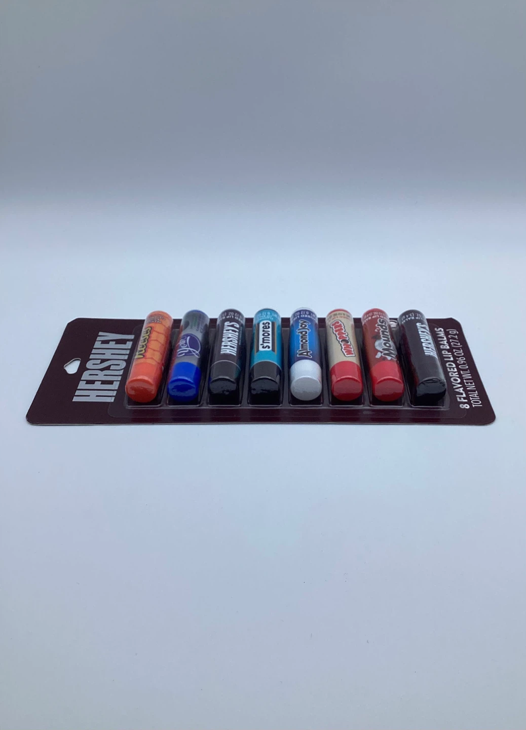 Hershey's 8 Flavored Lip Balms Set - photo 3