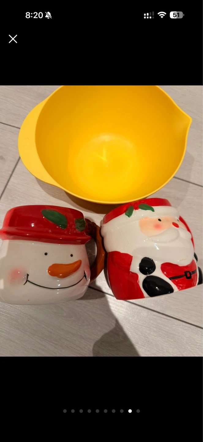 Kitchen Utensil Set & Christmas Mugs - photo 2
