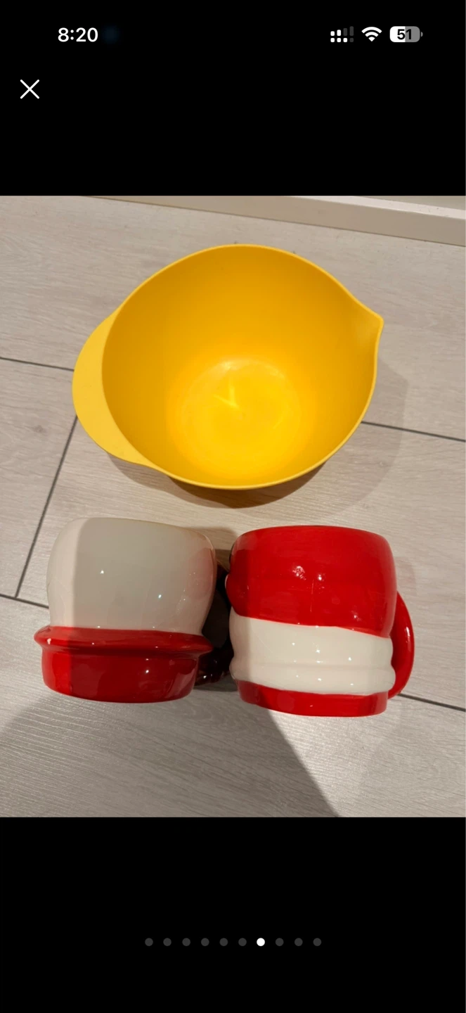 Kitchen Utensil Set & Christmas Mugs - photo 4