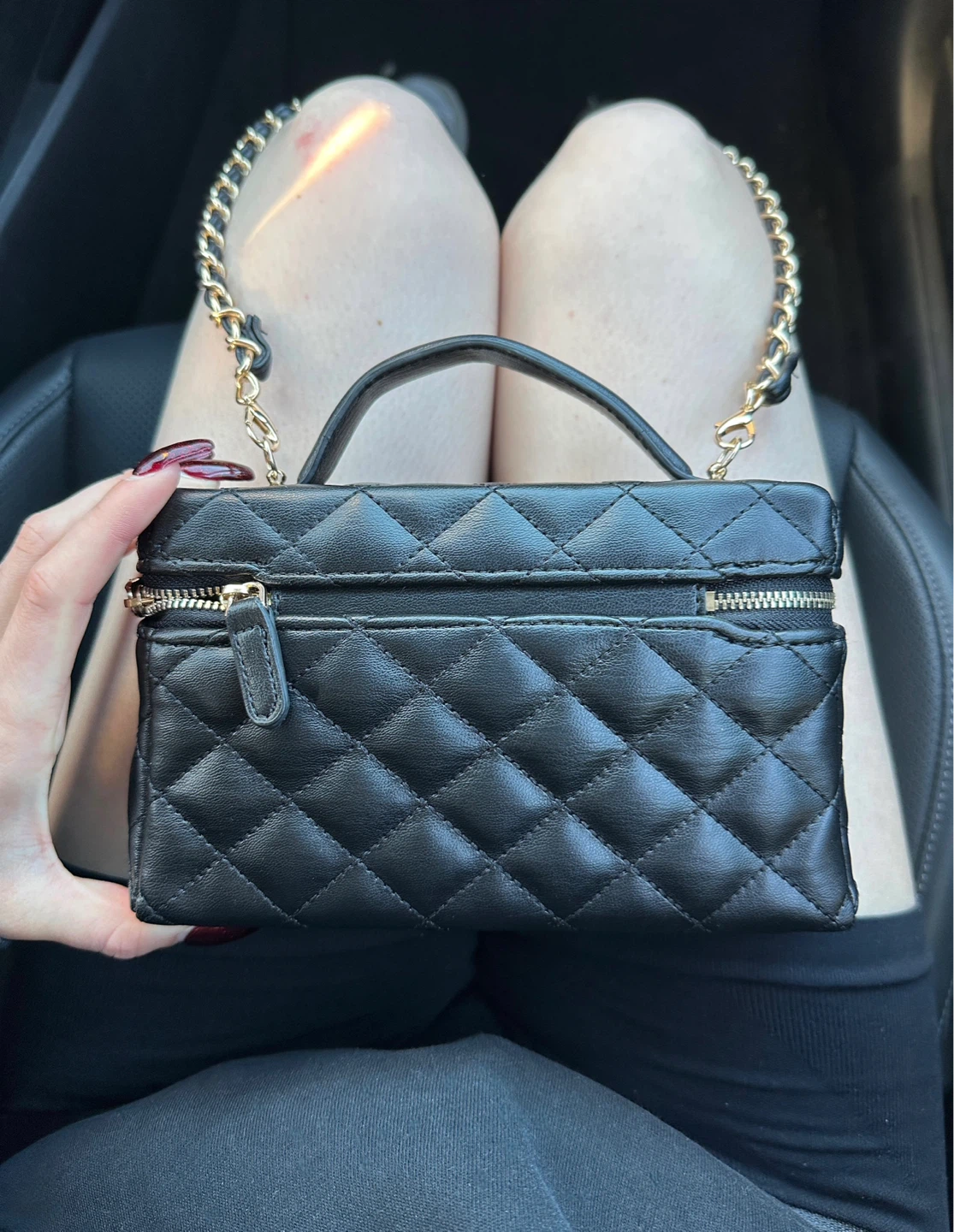 (250) Chanel Vanity Case Bag - photo 2