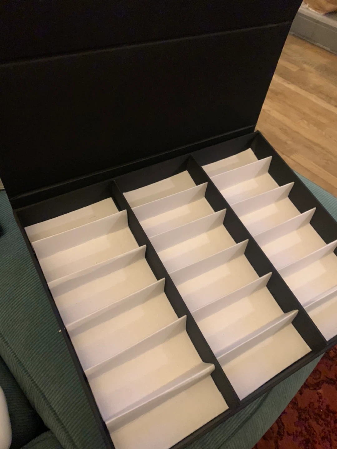 Black 12-Slot Sunglasses Display Box