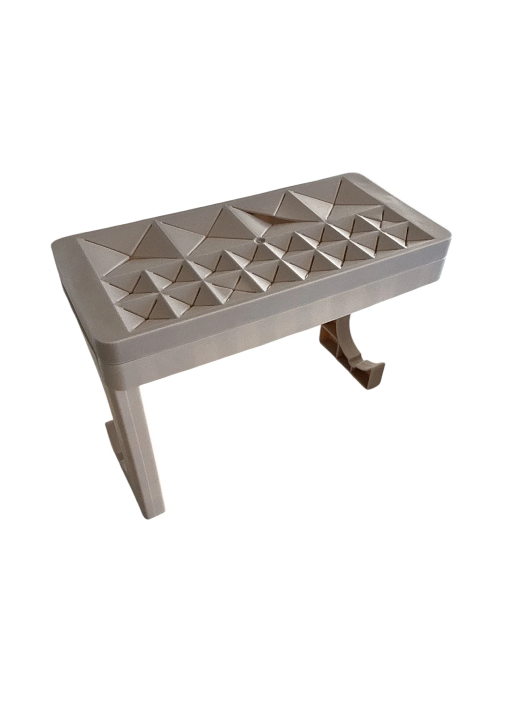Plastic brush mini shelf