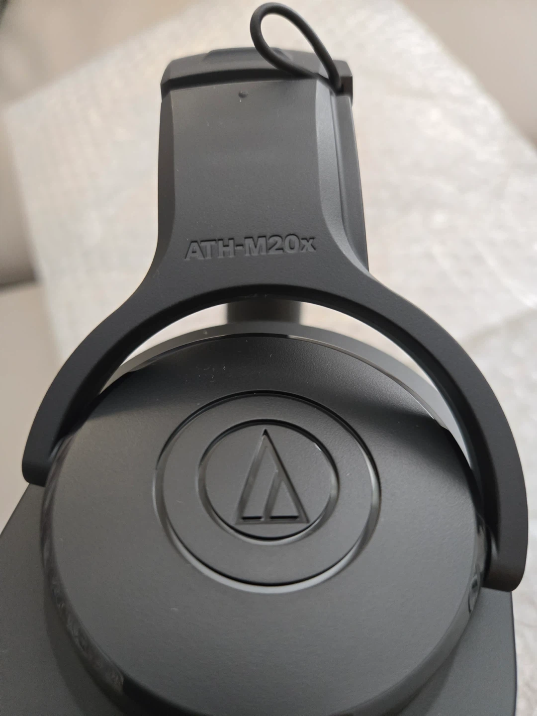 Audio-Technica ATH-M20x professional studio monitor headphones - photo 2