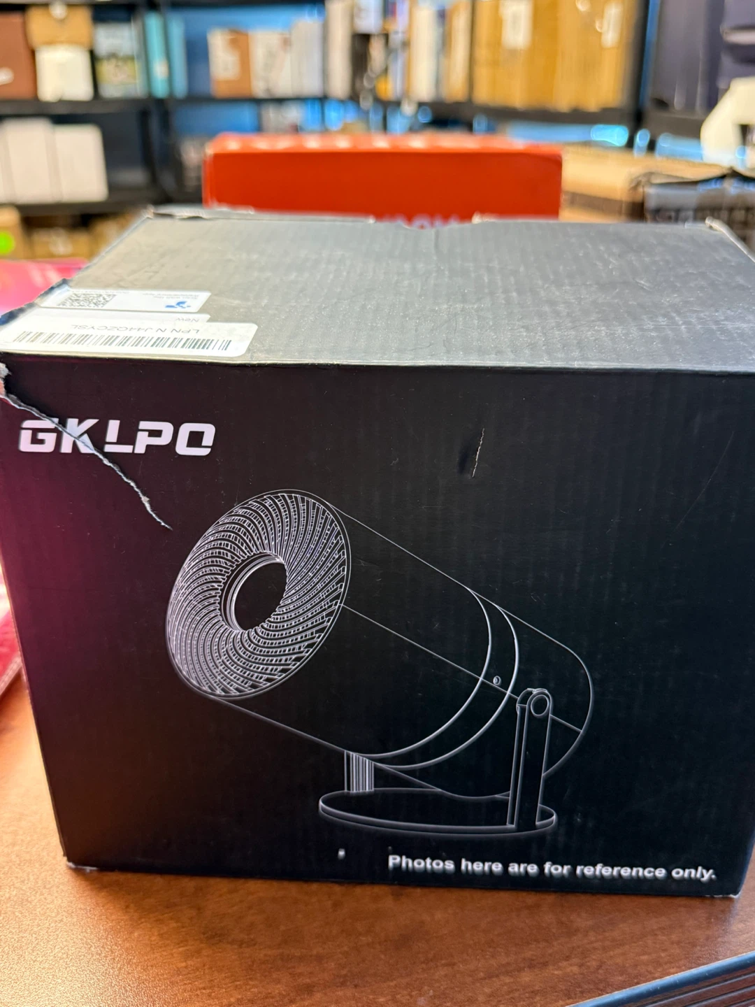 GKLPQ Mini Projector with WiFi 6 & Bluetooth - photo 2