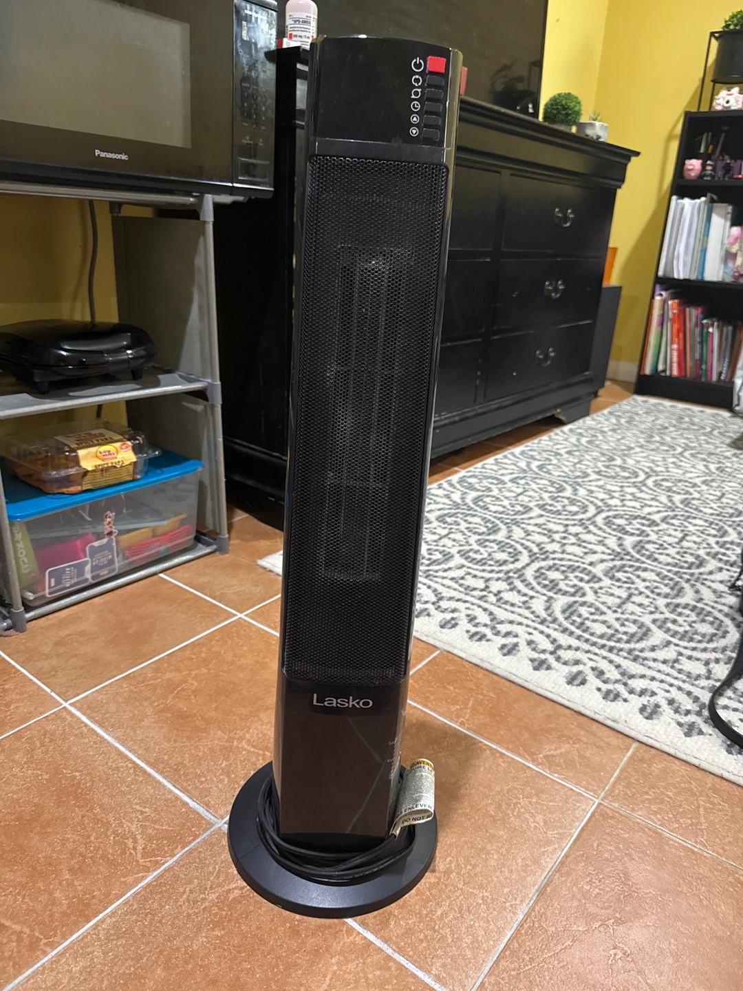 Lasko Black Tower Heater - photo 2