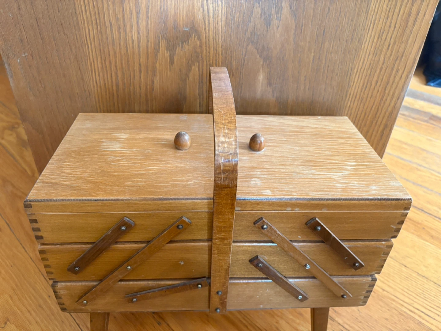 Wooden Sewing Box with Handle - photo 2