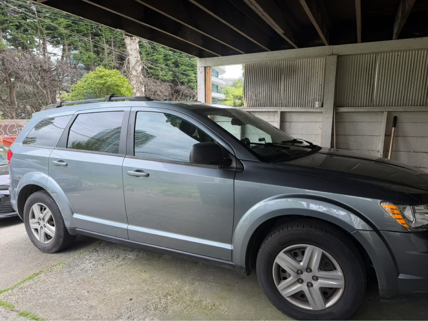 Dodge Journey SXT SUV - photo 2