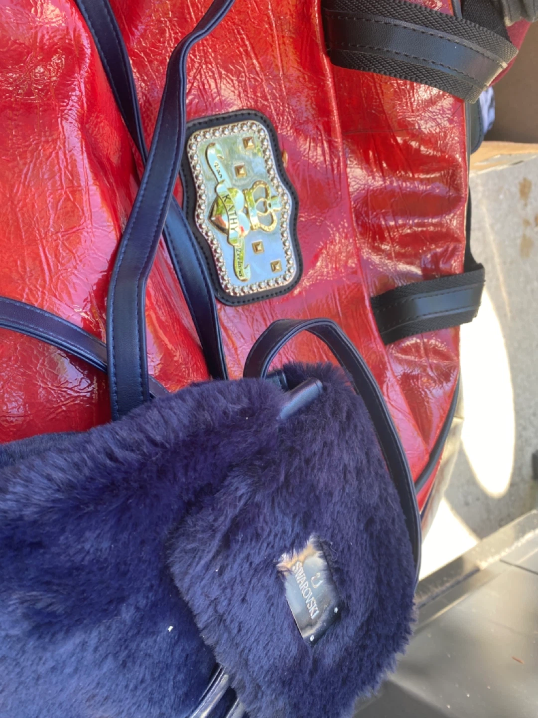 Guess, Juicy Couture, and Swarovski Purses Bundle - photo 2