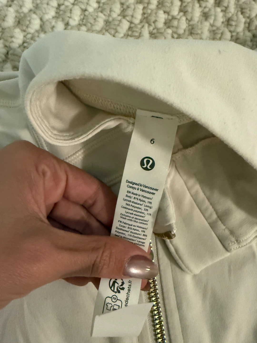 Lululemon Define Cropped Jacket Nulu Light ivory and gold - photo 4