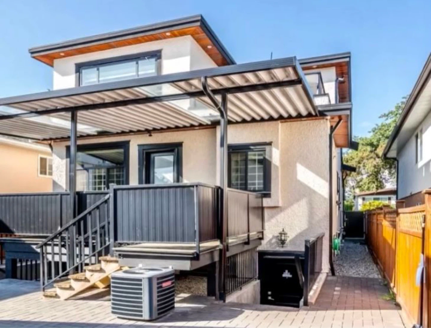 1 bedroom basement suite in South Vancouver