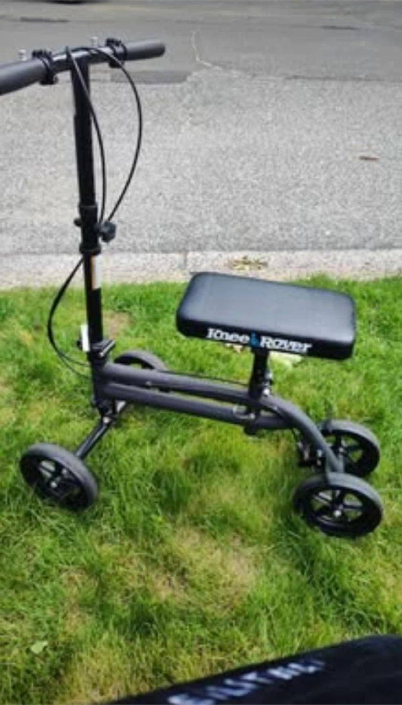 Knee Rover Scooter with Cushion