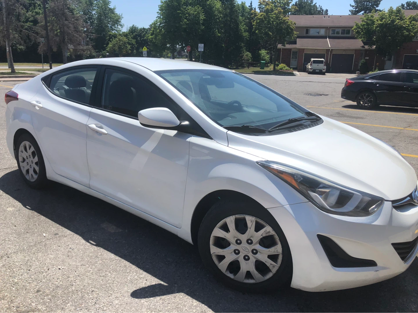 White Hyundai Elantra  2015 - photo 2