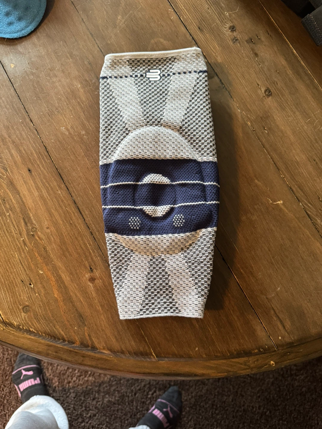 Bauerfeind GenuTrain Knee Brace