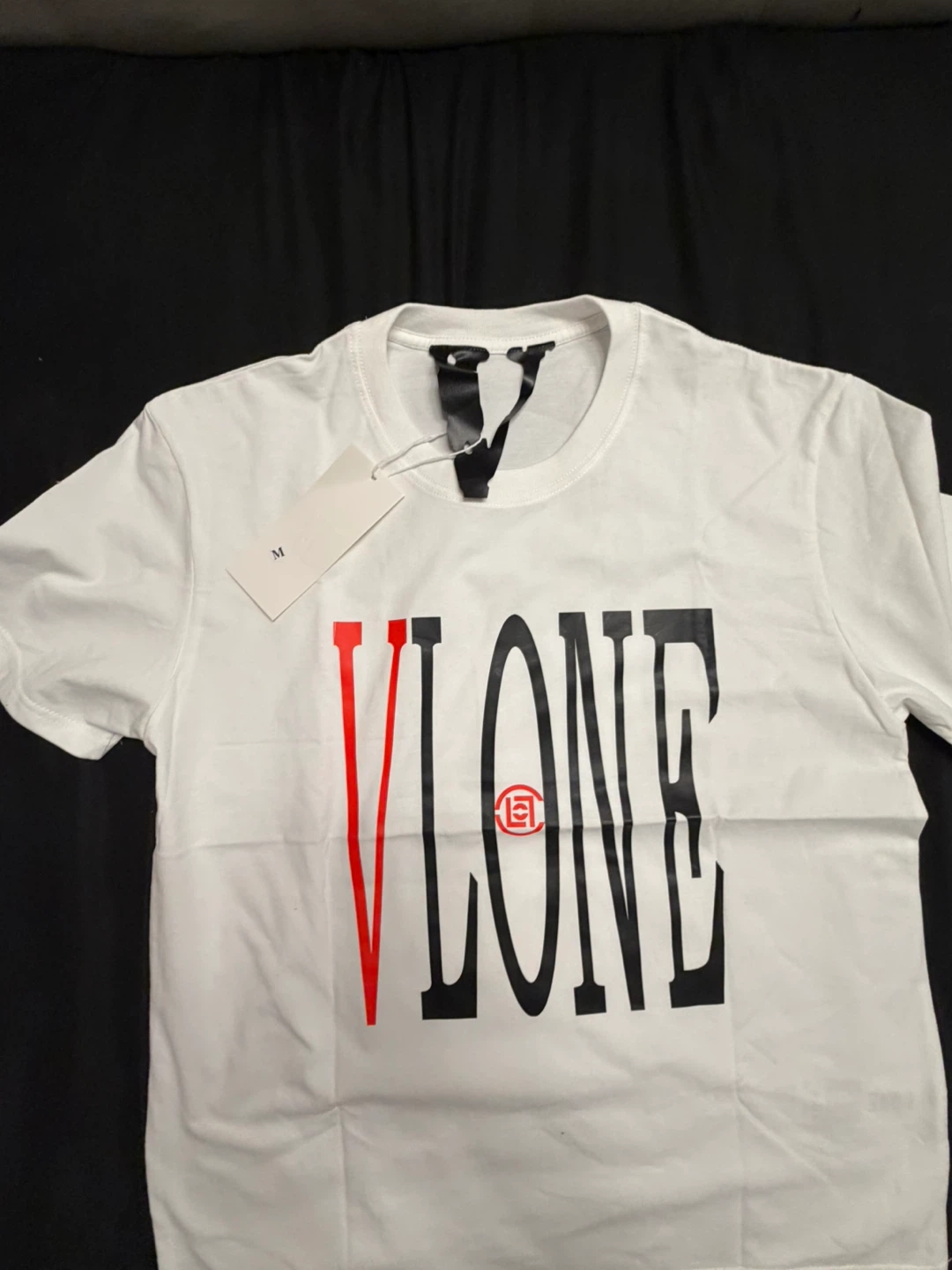 Brand new VLONE White Dragon Print T-Shirt Size M - photo 4