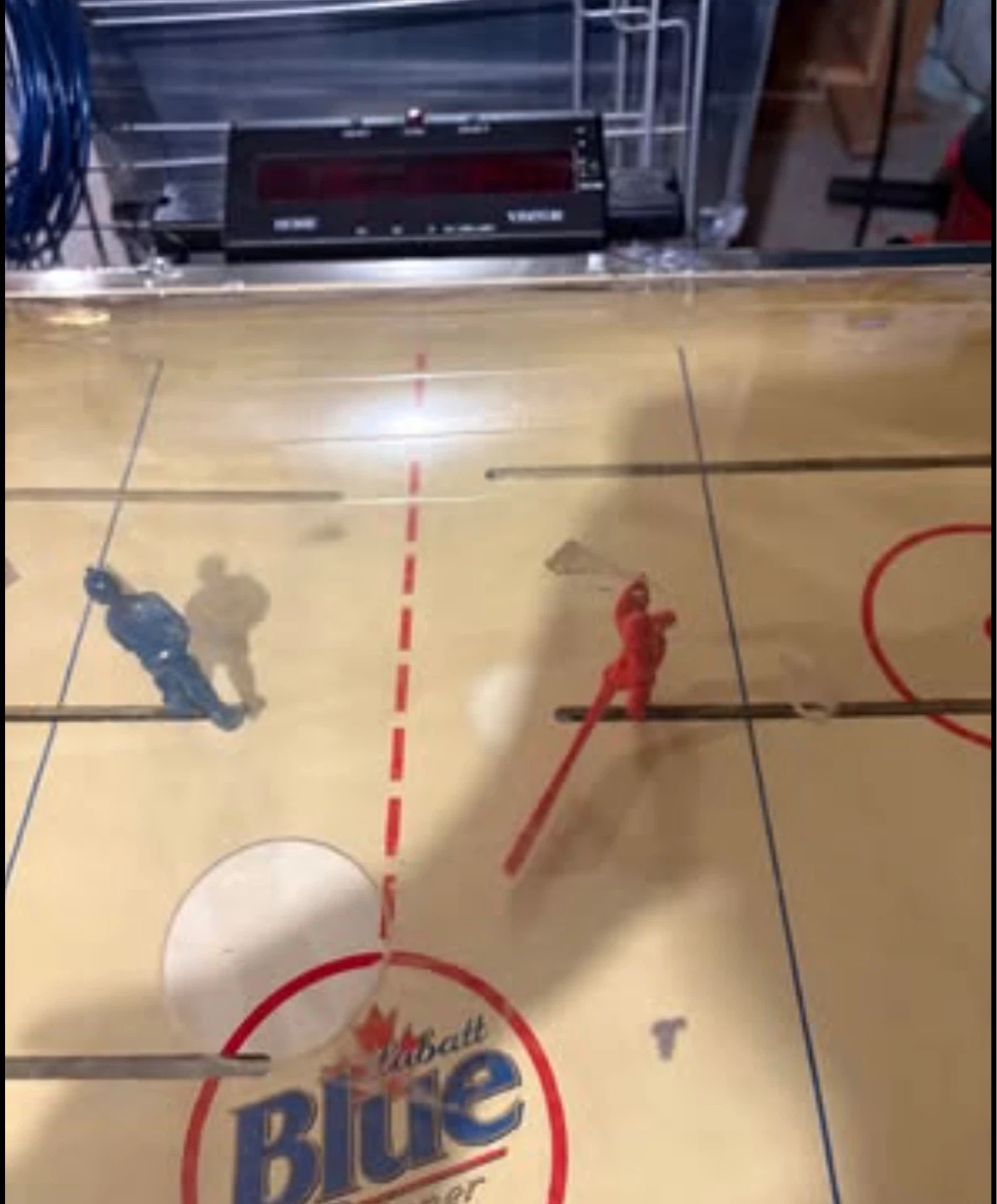 Vintage Labatt Blue Bubble Hockey Table - photo 4
