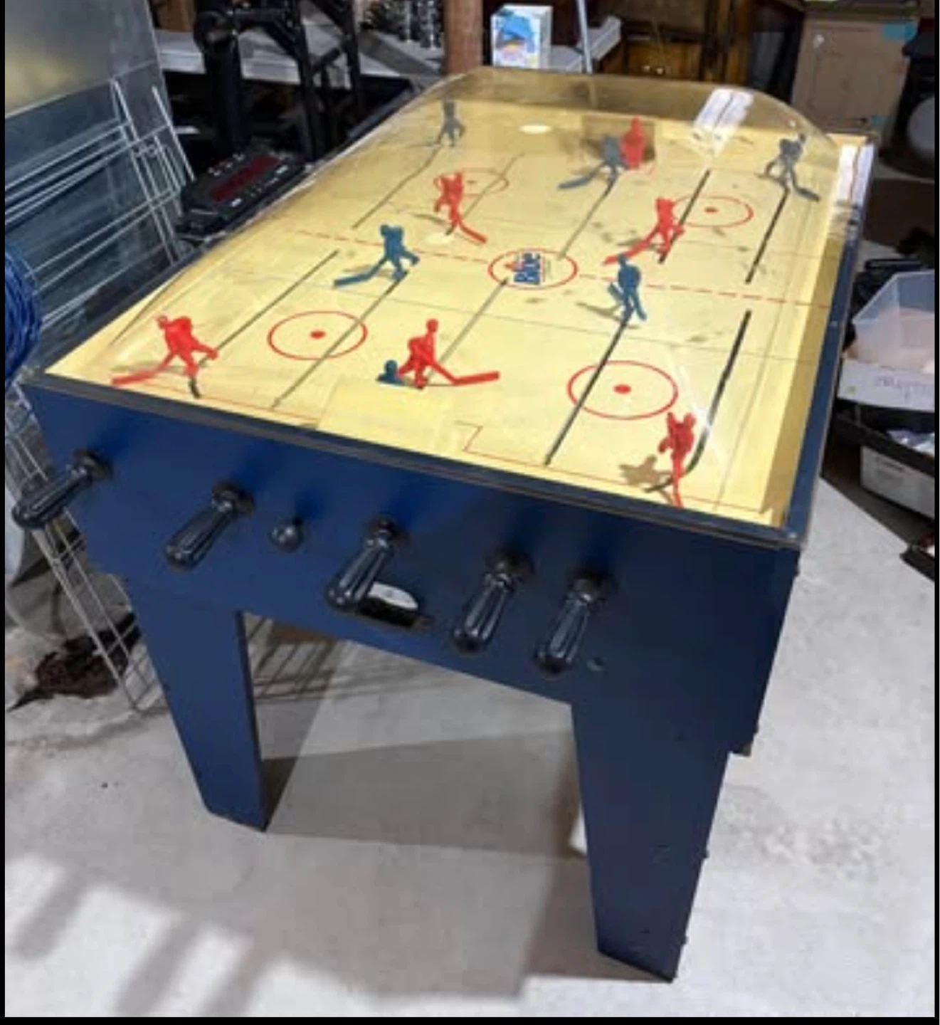 Vintage Labatt Blue Bubble Hockey Table - photo 3
