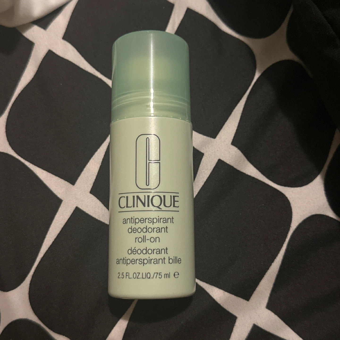 Clinique Antiperspirant Deodorant Roll-On