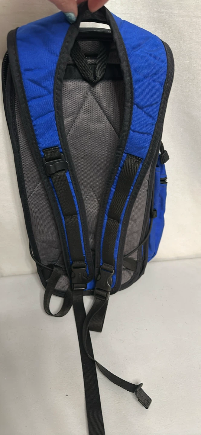CamelBak Mule Hydration Pack ( 2 litre capacity) - photo 2