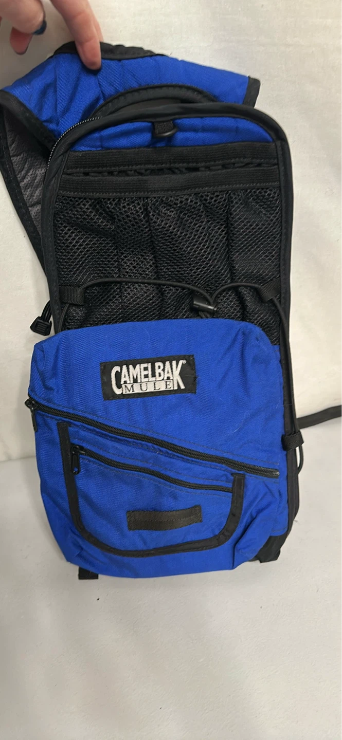 CamelBak Mule Hydration Pack ( 2 litre capacity)