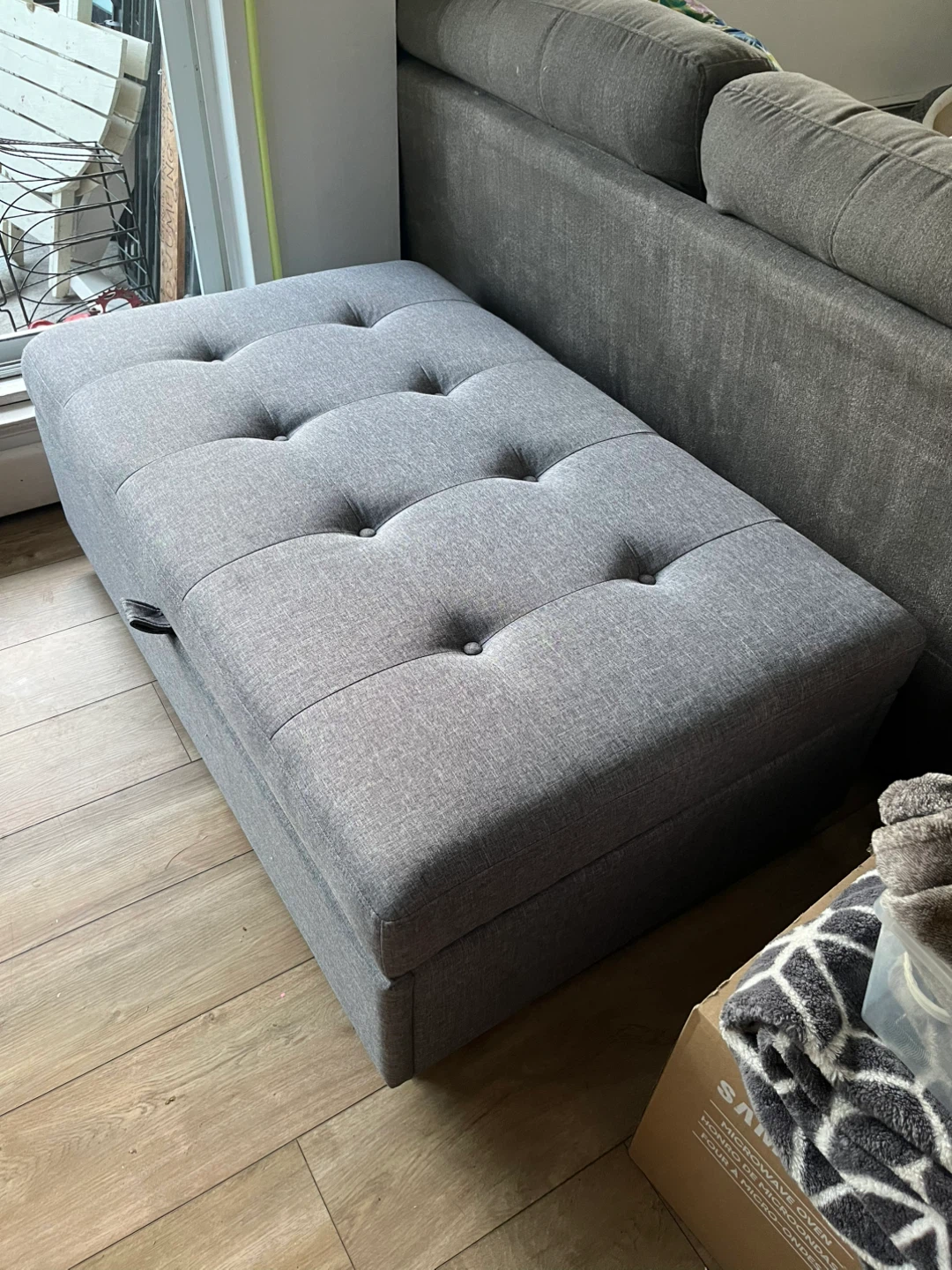 Ottoman / footstool