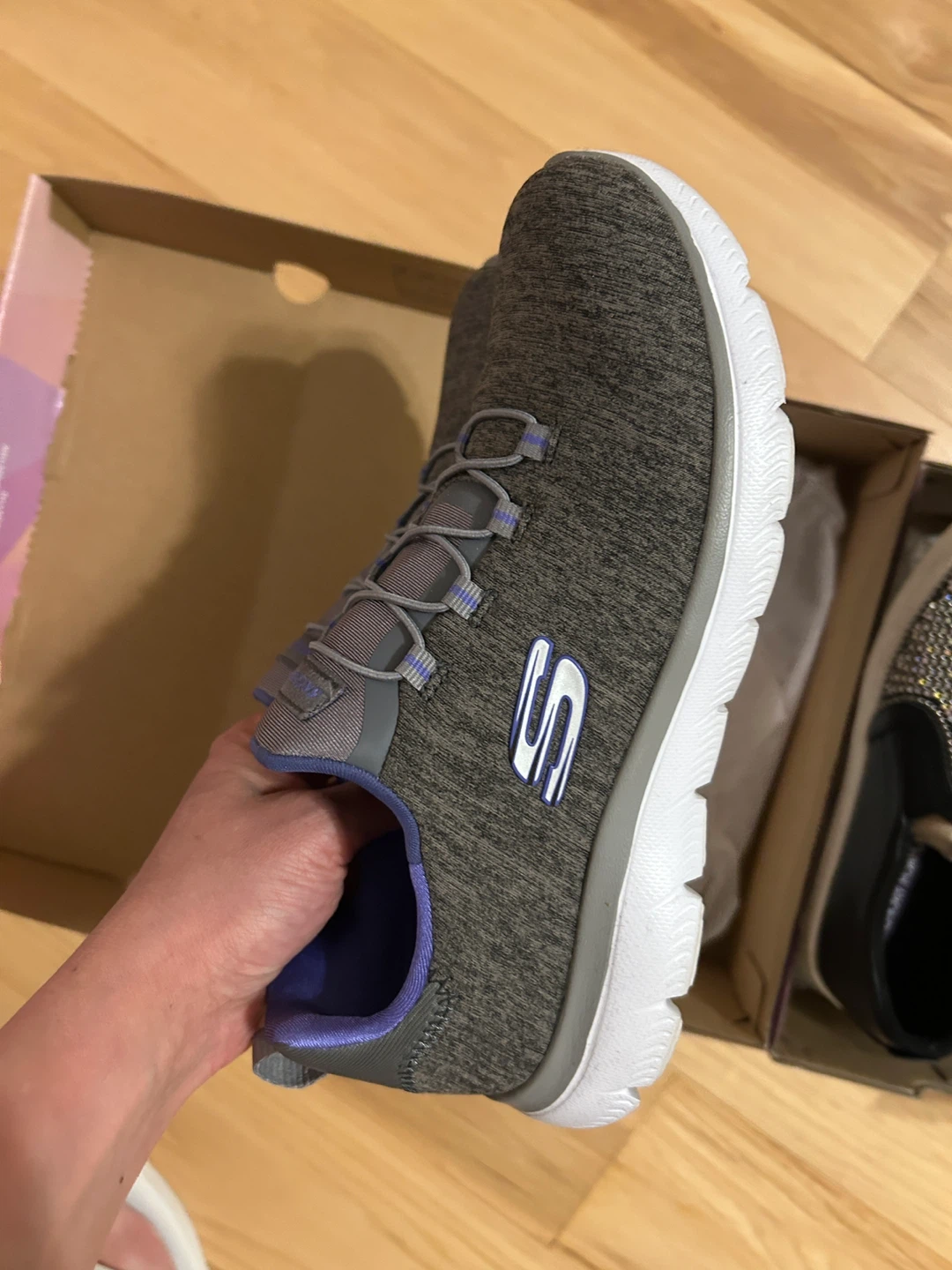 Sketchers 2 pairs for women 6.5us - photo 2