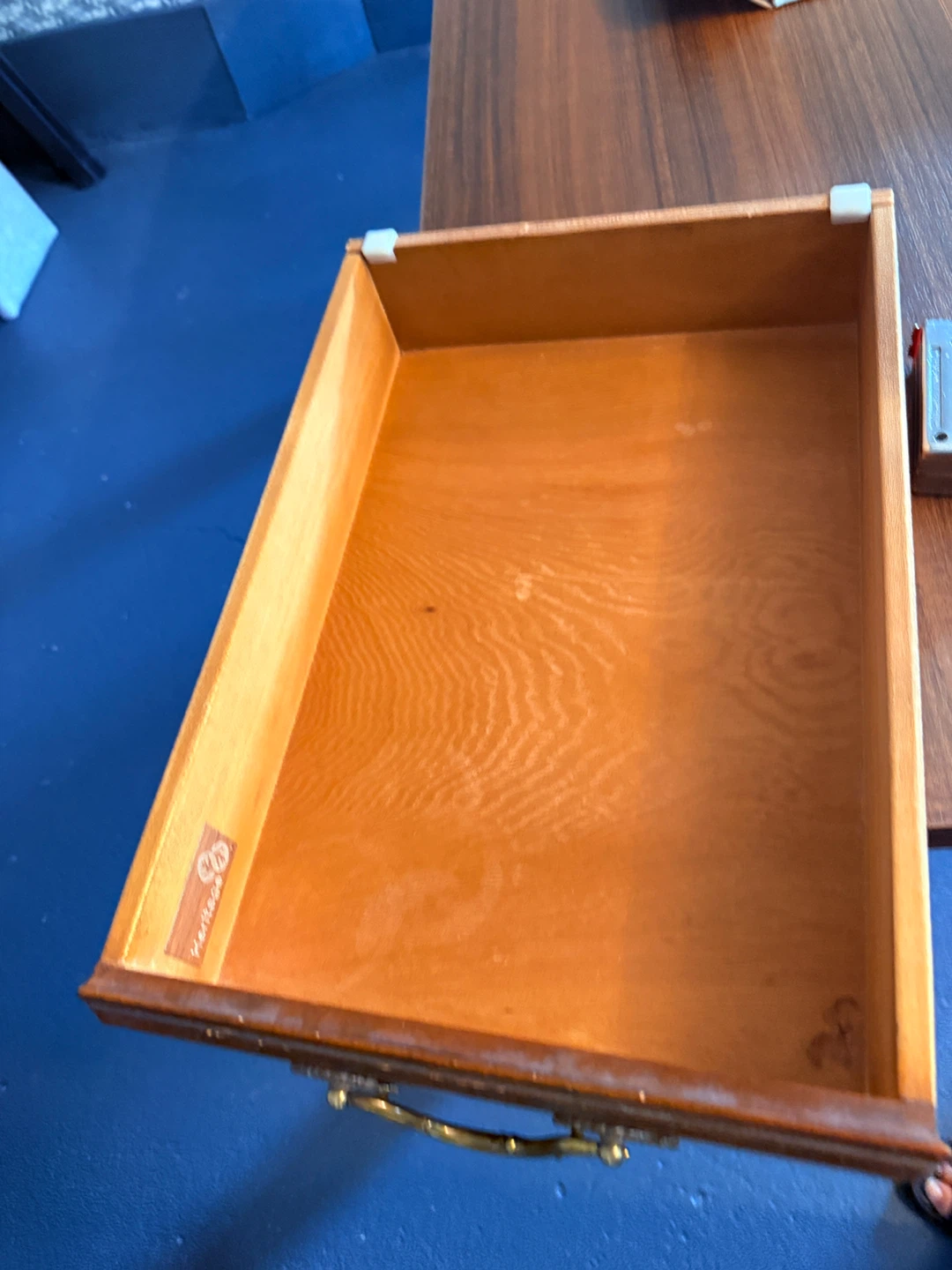 Drexel Heritage 3-Drawer Nightstand - photo 4