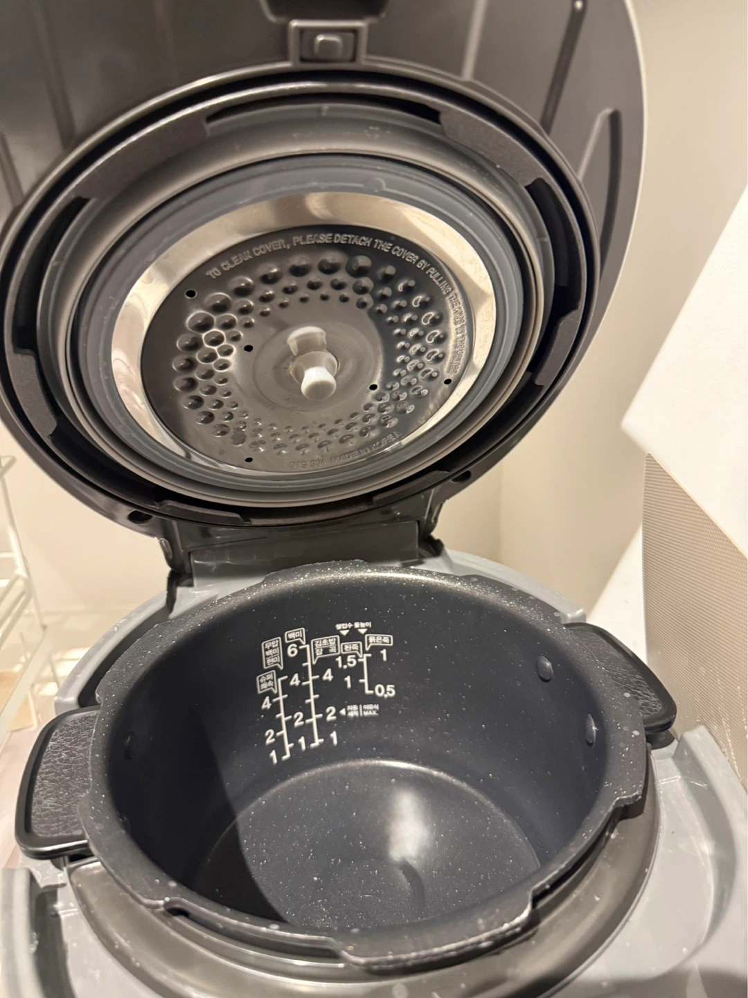6-Cup Rice Cooker - photo 2
