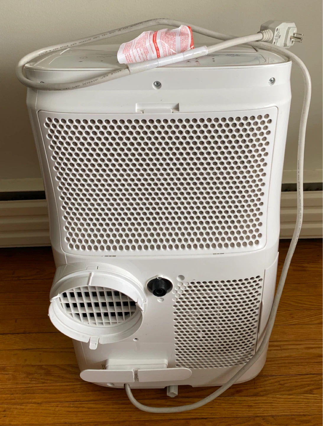 PORTABLE A/C UNIT *PLEASE READ INFO* - photo 2