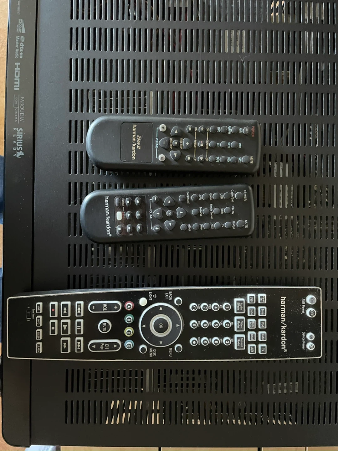 Harman Kardon AVR 3650 Receiver with 3 Remotes - photo 2