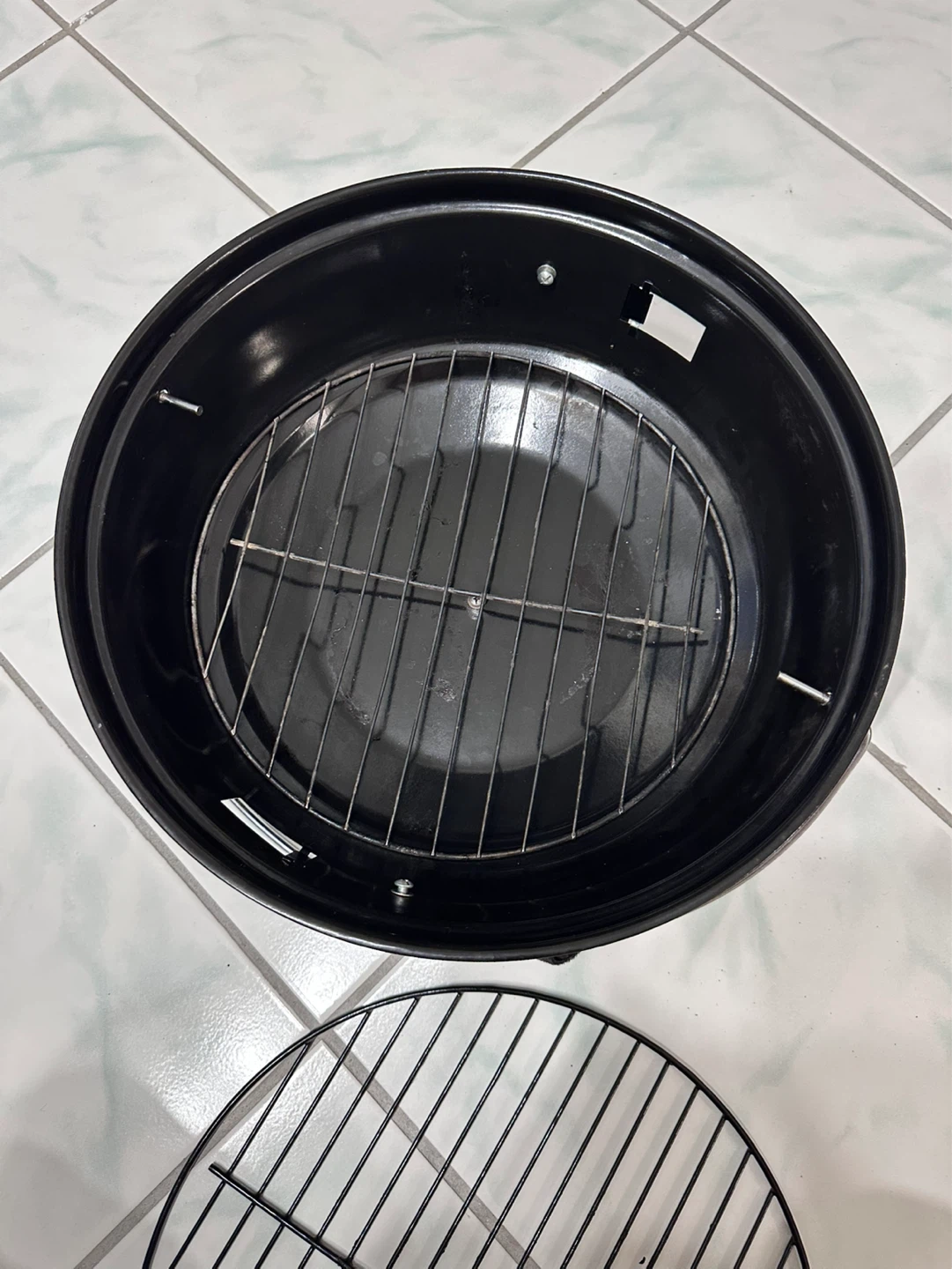 Portable 16” Charcoal Kettle BBQ Grill - photo 3