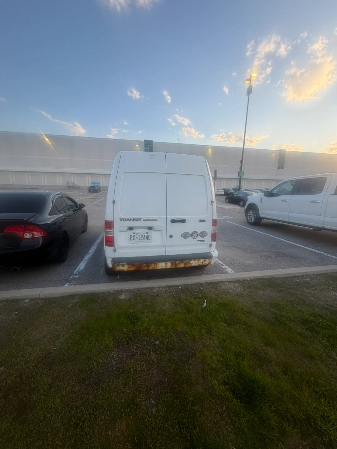 White Ford Transit Connect Van - photo 4