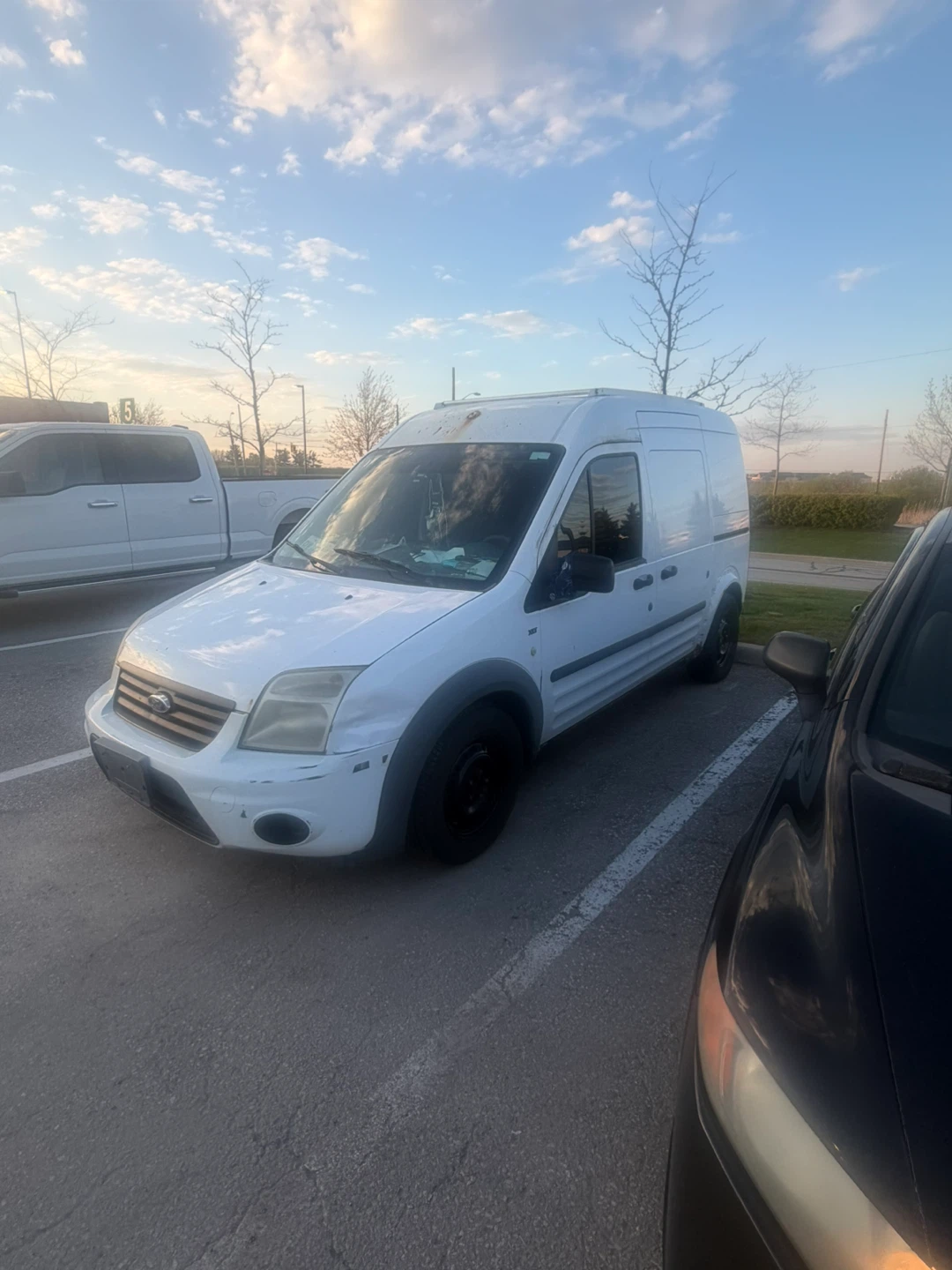 White Ford Transit Connect Van - photo 5