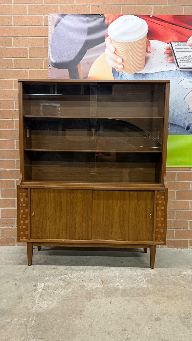 Vintage Mid-Century Display Cabinet