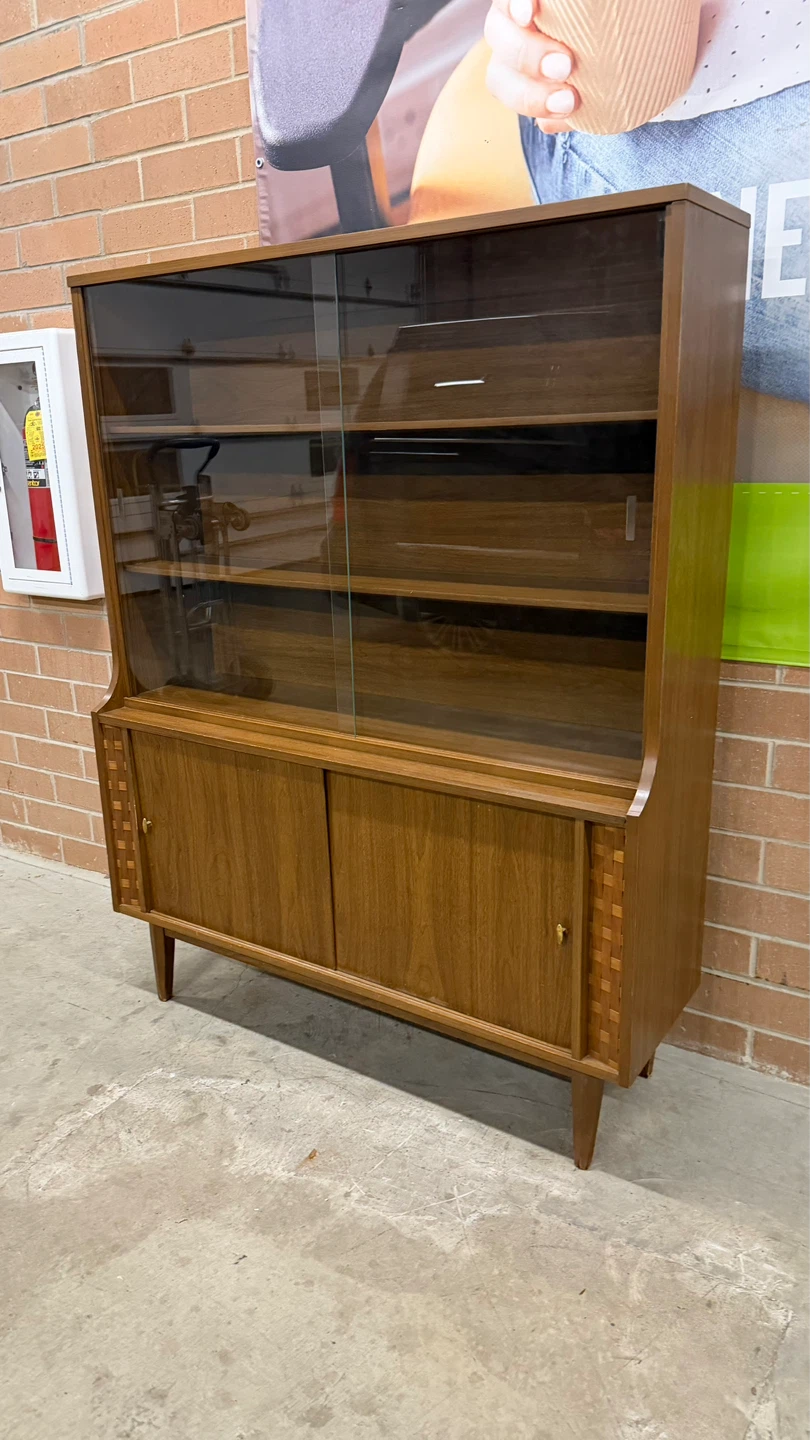 Vintage Mid-Century Display Cabinet - photo 5