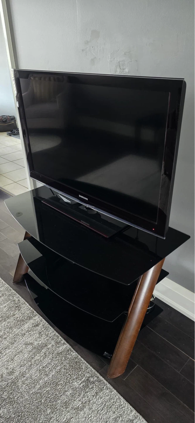 Samsung TV Stand with Glass Shelves - photo 2