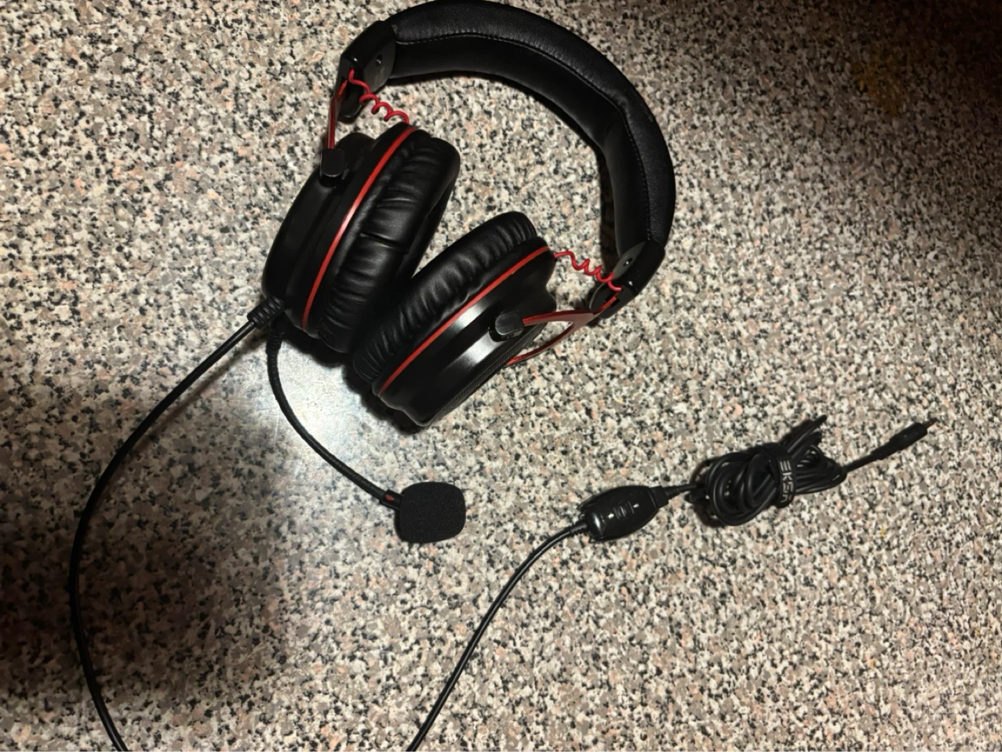 Red and Black Gaming Headset with Microphone - photo 2