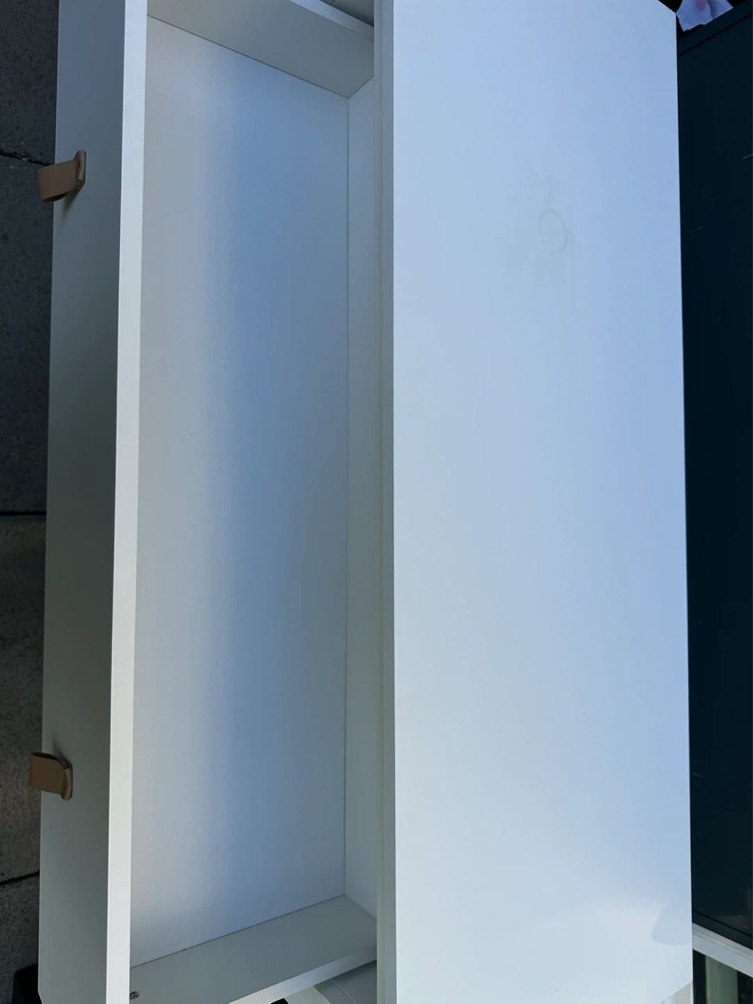 White 3 drawers Dresser *Free delivery - photo 5