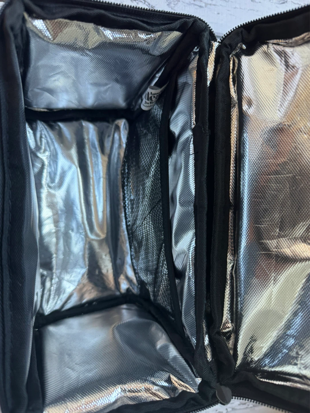 Red Lunch Bag with 2 Containers - photo 2