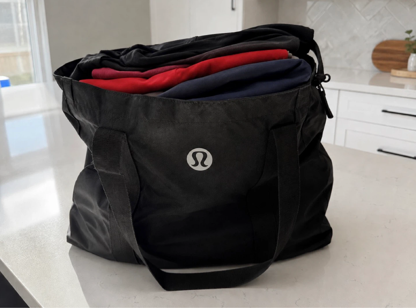 Lululemon women’s clothing bundle of 10 pieces