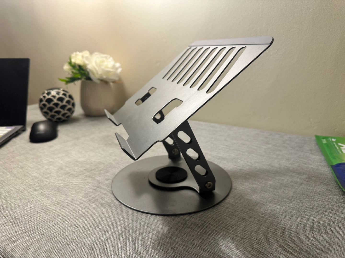 Adjustable Laptop Stand