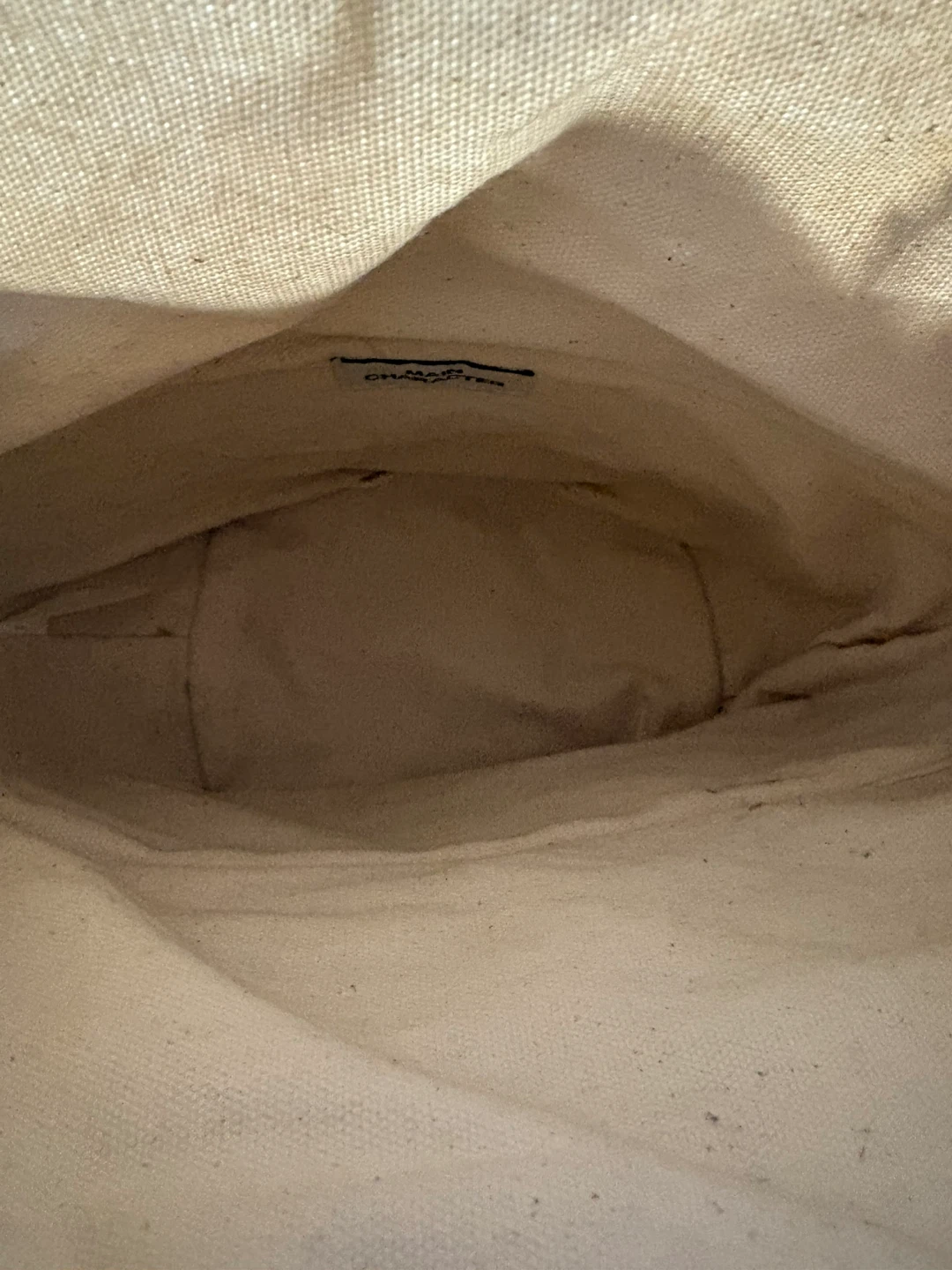 Aritzia Main Character Straw Bucket Bag - photo 3