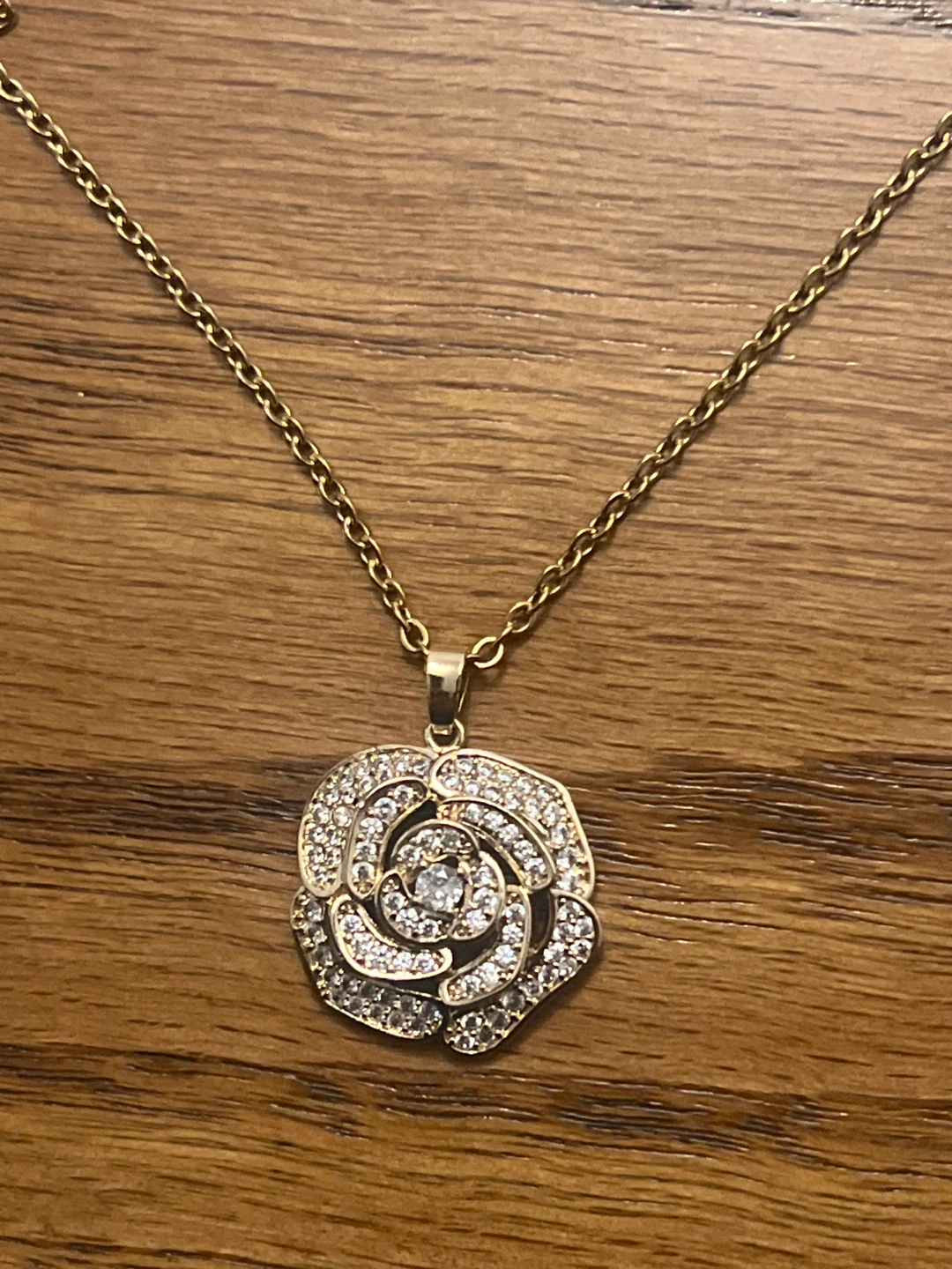 Gold Rose Pendant Necklace with Faux Rhinestones - photo 2