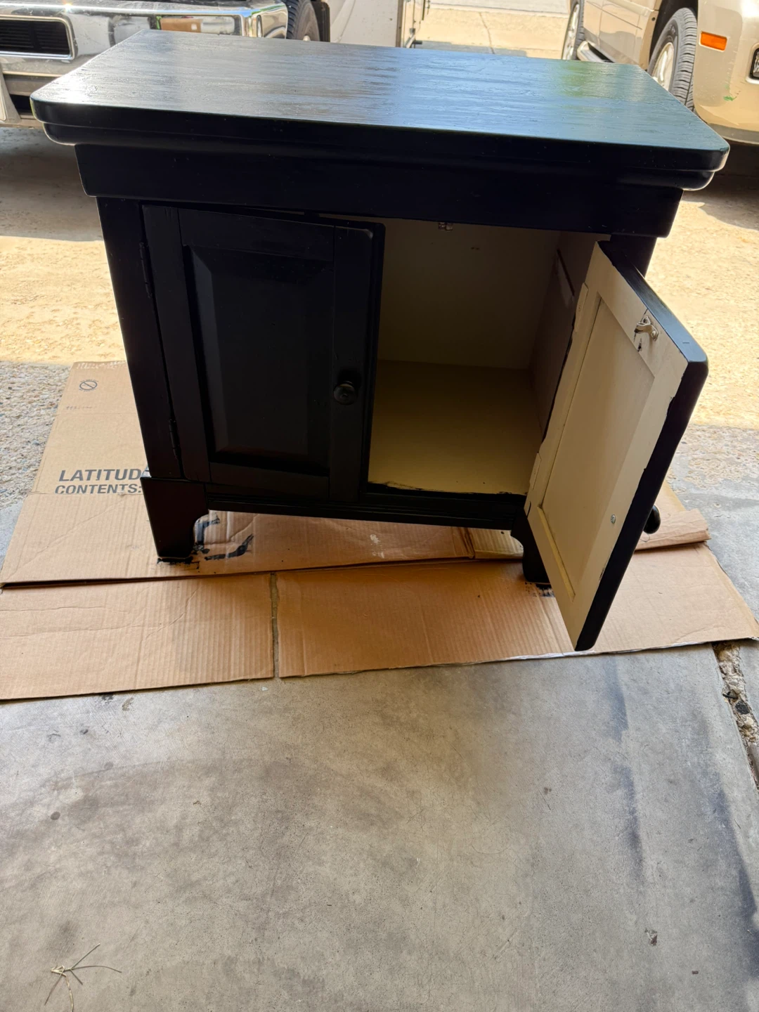 Black Two-Door Nightstand End Table - photo 3
