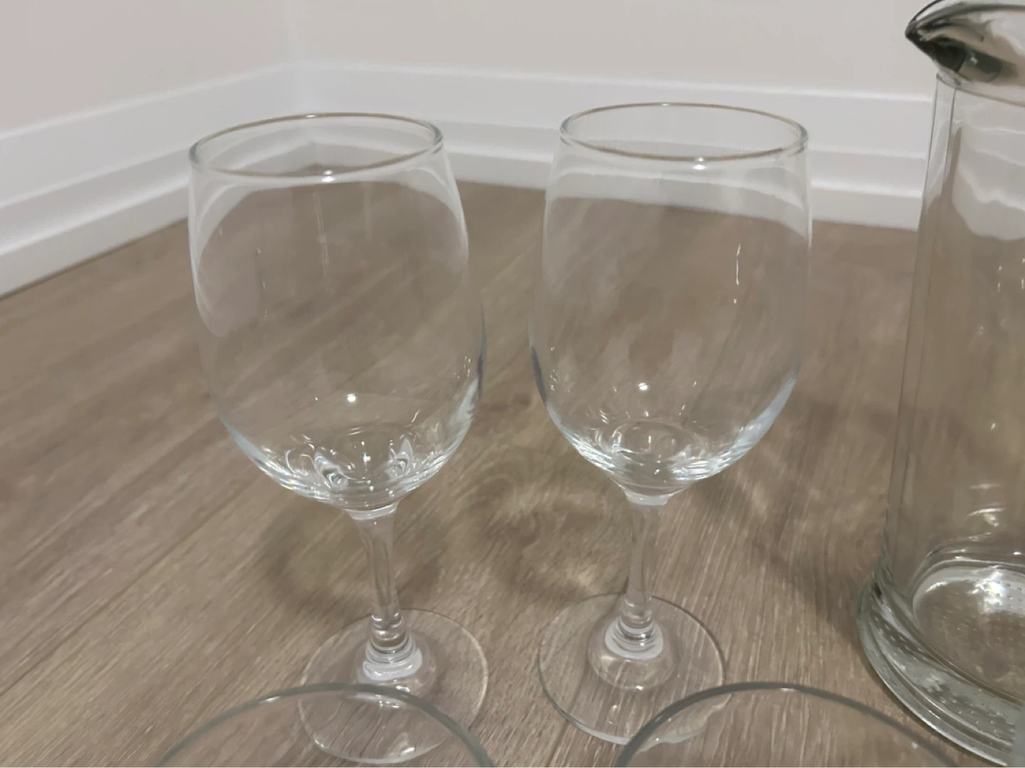 Glass Pitcher and Tumbler Set - photo 3
