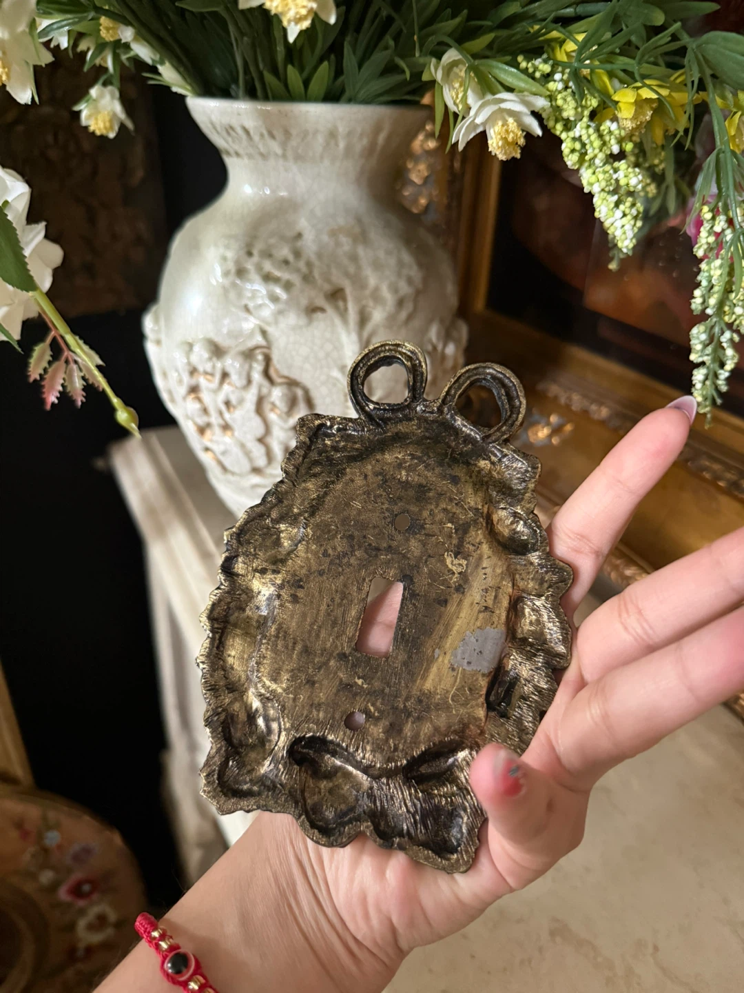 Ornate Light switch plate cover & bow hook - photo 5