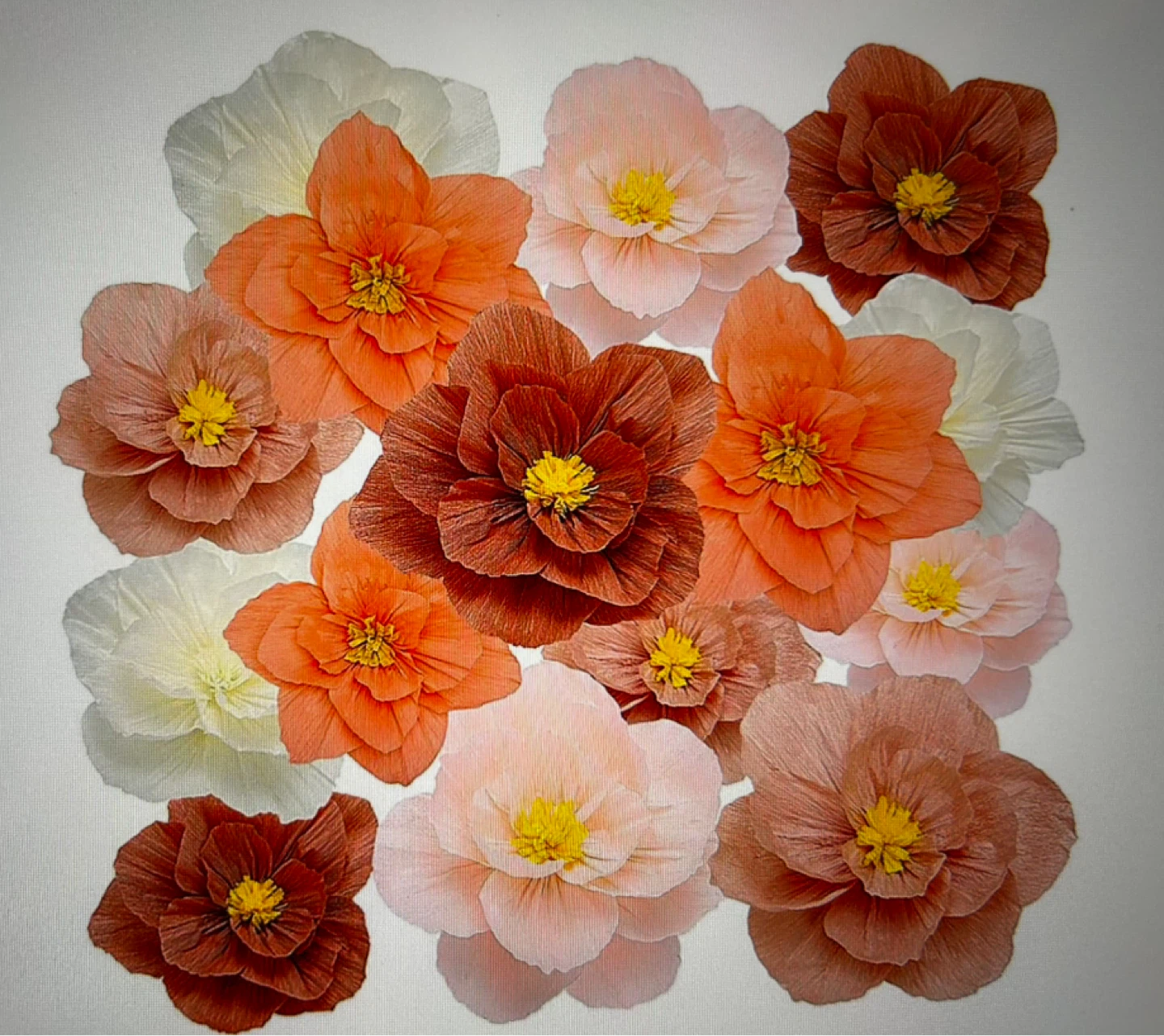 Crepe Paper Flowers Party Decorations - photo 3