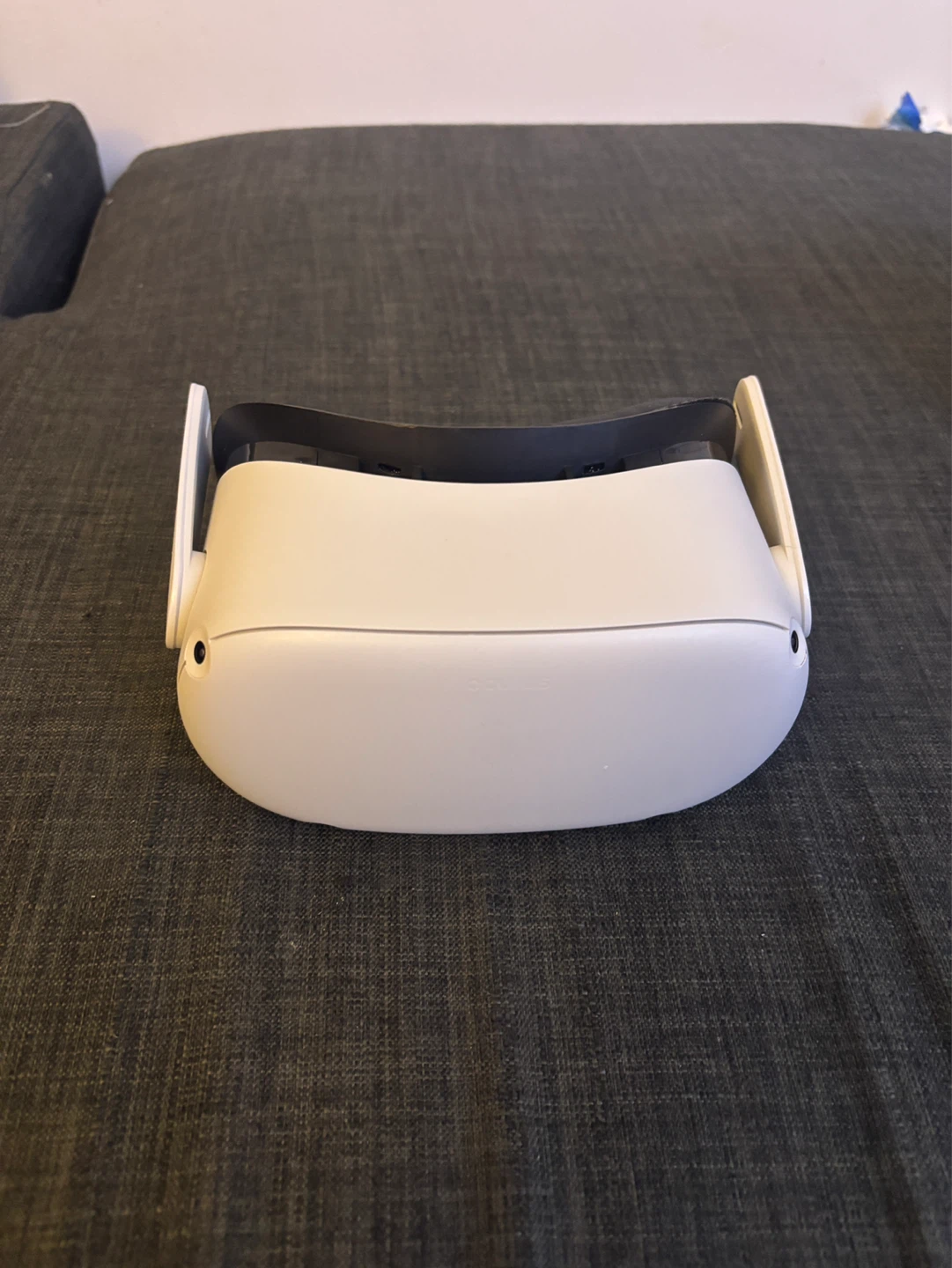 Oculus Quest 2 VR Headset and Controllers - photo 5